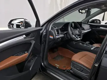 2023 Audi Q5 с пробегом 5 758 км