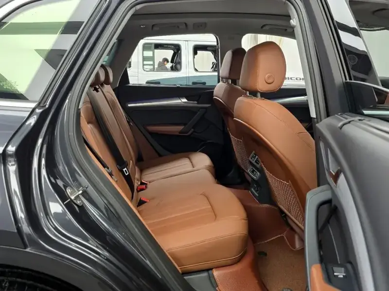 2023 Audi Q5 с пробегом 5 758 км