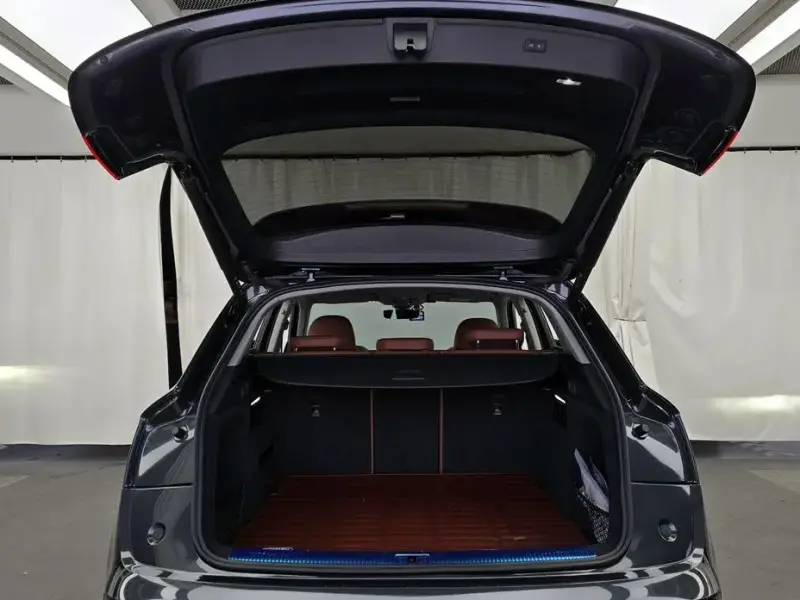 2023 Audi Q5 с пробегом 5 758 км