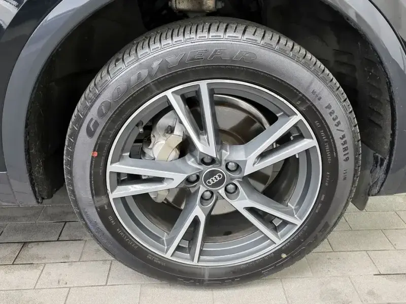 2021 Audi Q5 с пробегом 42 341 км
