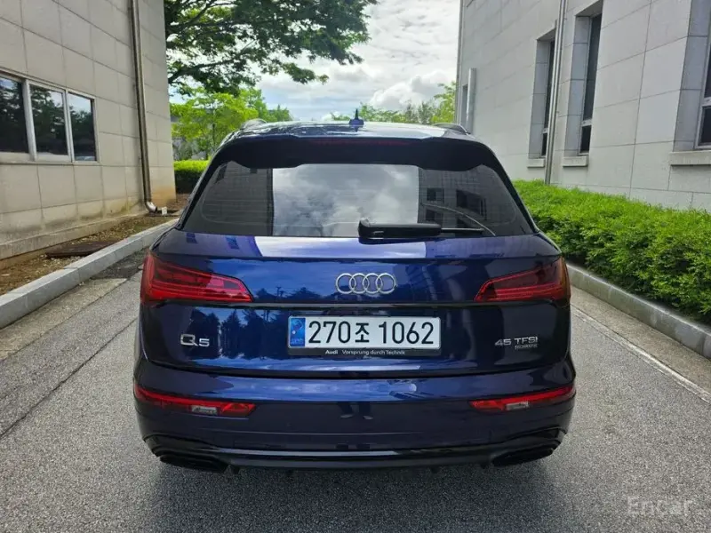 2024 Audi Q5 с пробегом 33 600 км