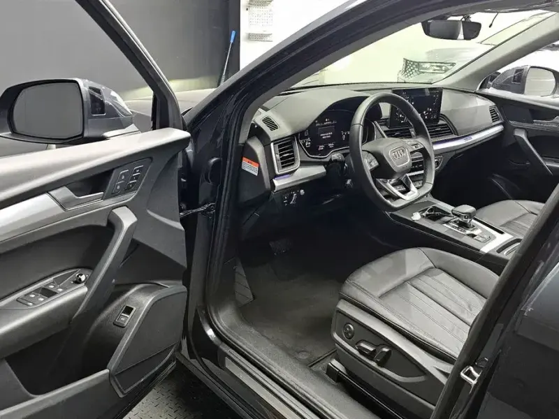 2023 Audi Q5 с пробегом 22 566 км