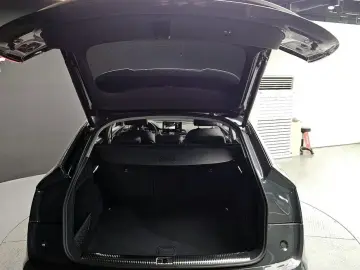 2023 Audi Q5 с пробегом 22 566 км