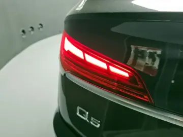 2023 Audi Q5 с пробегом 22 566 км