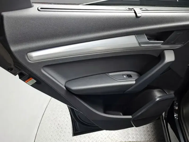 2023 Audi Q5 с пробегом 22 566 км