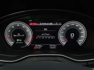 2023 Audi Q5 с пробегом 25 700 км