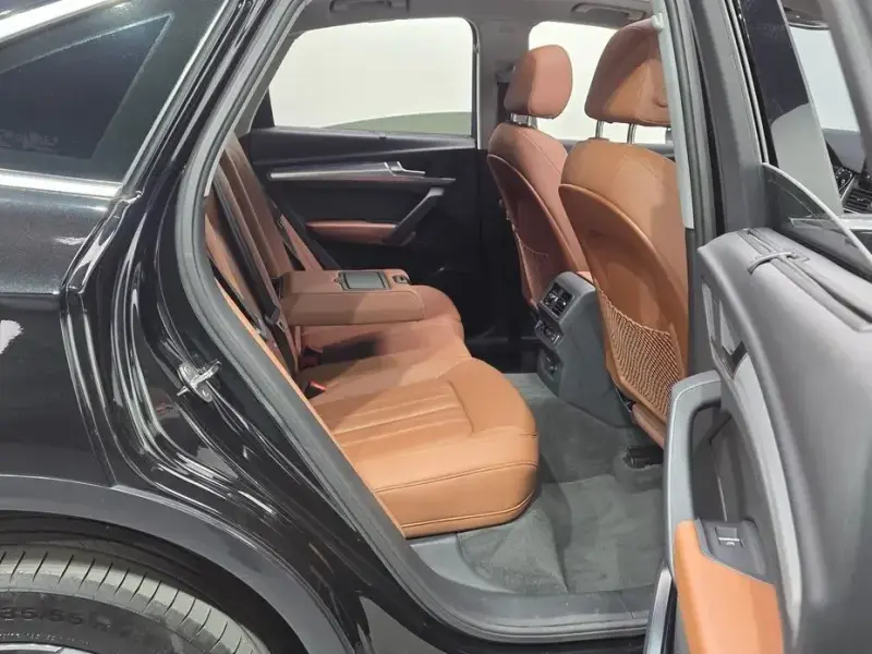 2023 Audi Q5 с пробегом 25 700 км