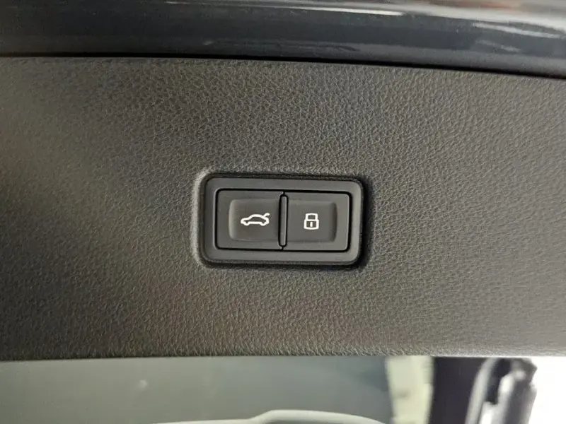 2023 Audi Q5 с пробегом 22 566 км