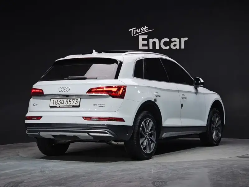 2024 Audi Q5 с пробегом 19 895 км
