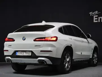 2023 BMW X4 с пробегом 31 726 км