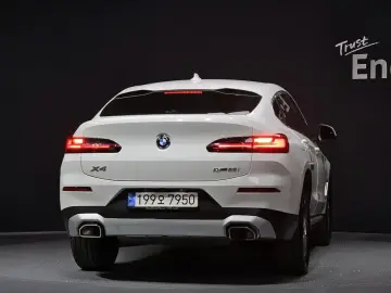 2023 BMW X4 с пробегом 31 726 км