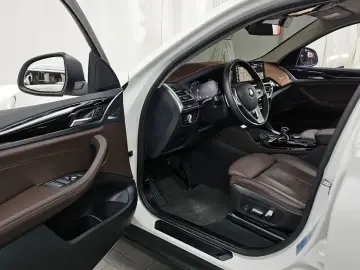 2023 BMW X4 с пробегом 31 726 км
