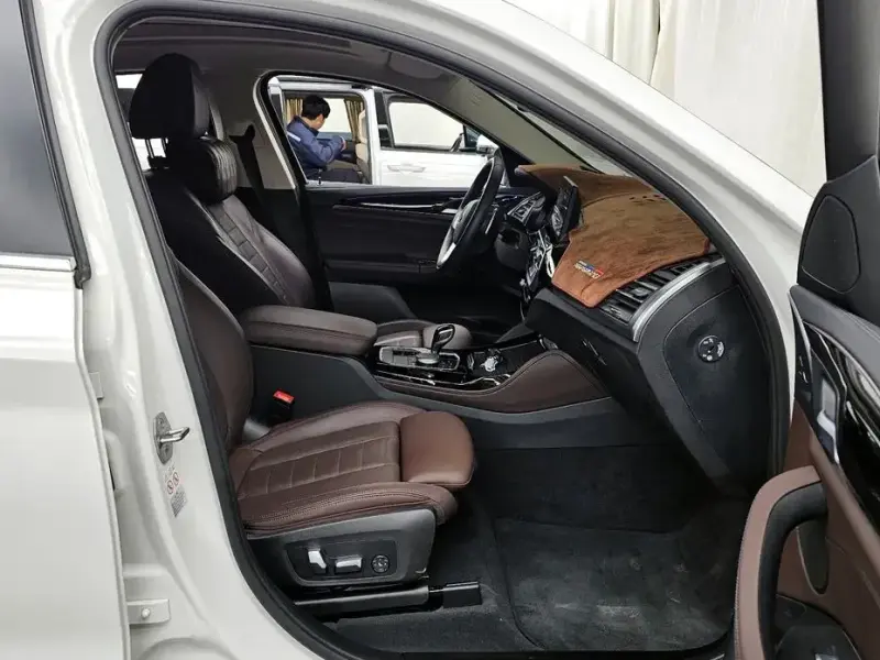 2023 BMW X4 с пробегом 31 726 км
