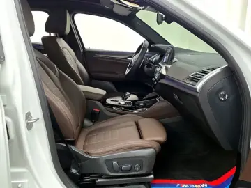 2025 BMW X4 с пробегом 9 868 км