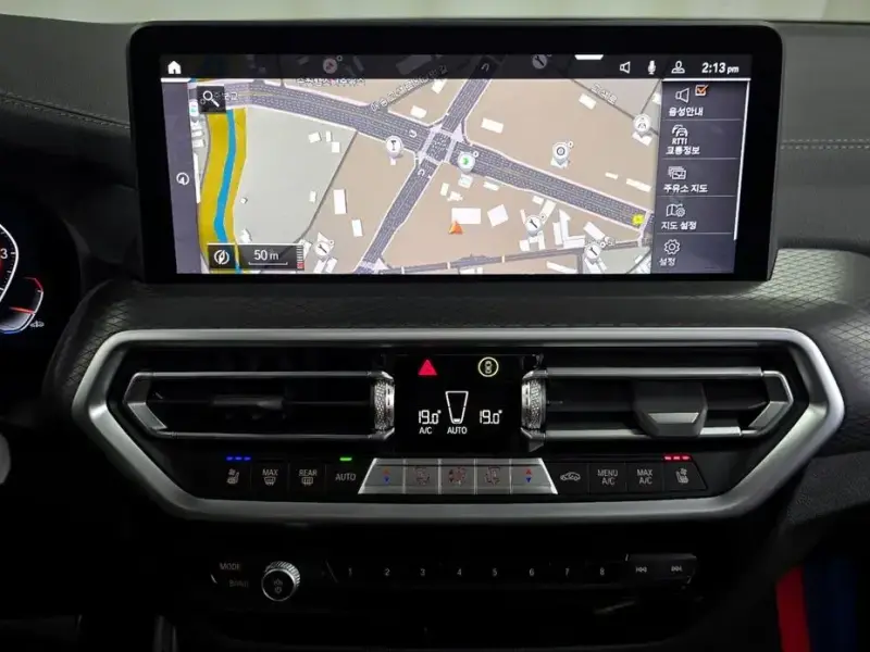 2025 BMW X4 с пробегом 9 868 км
