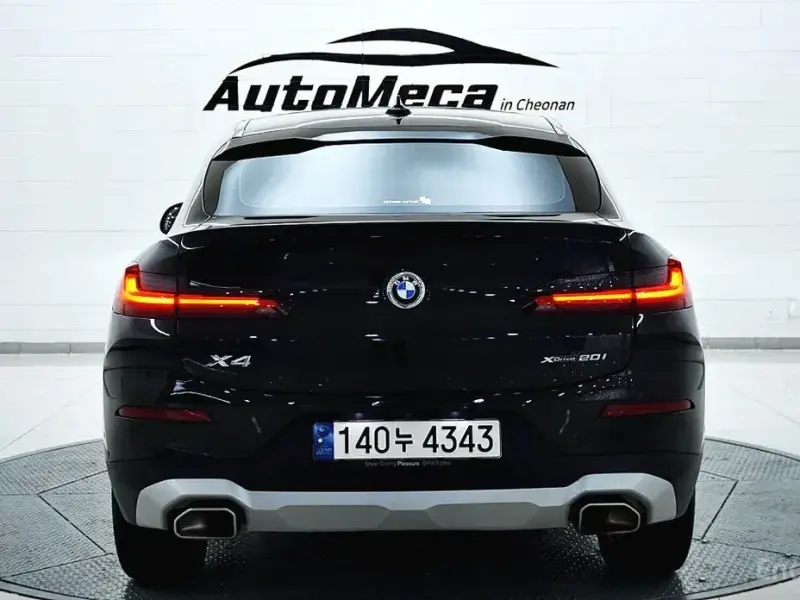 2024 BMW X4 с пробегом 23 002 км