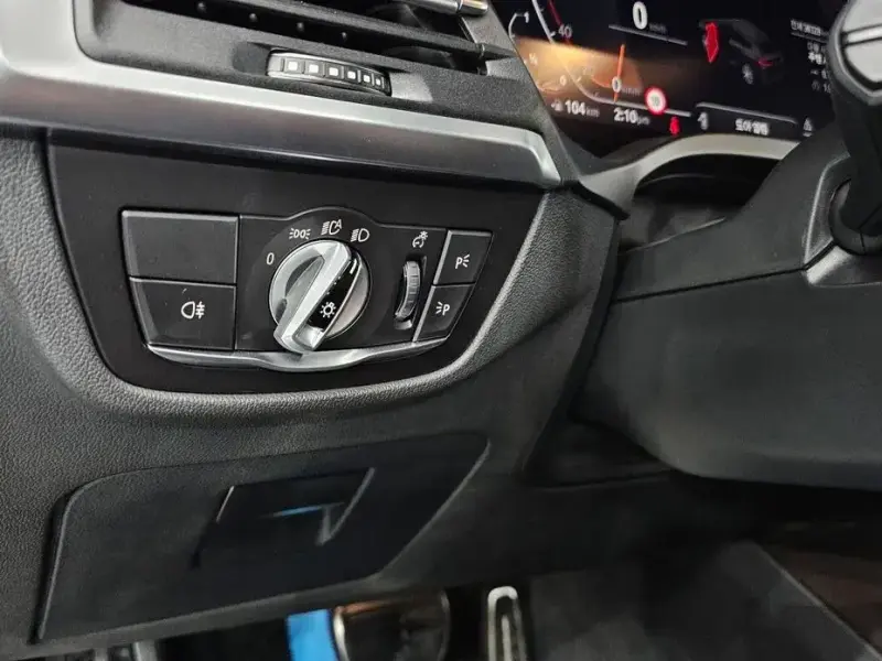 2023 BMW X4 с пробегом 36 328 км