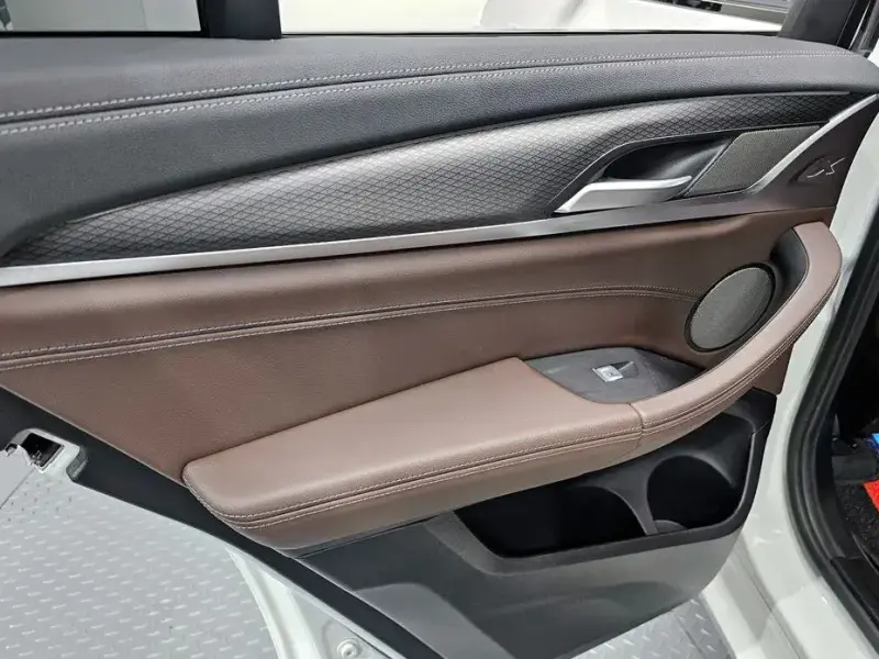 2023 BMW X4 с пробегом 36 328 км