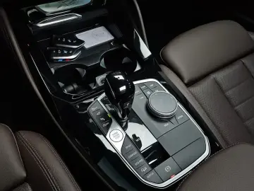 2025 BMW X4 с пробегом 4 567 км