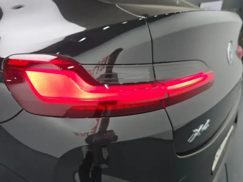 2025 BMW X4 с пробегом 4 567 км