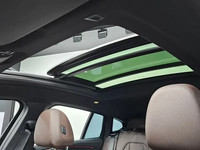 2025 BMW X4 с пробегом 4 567 км