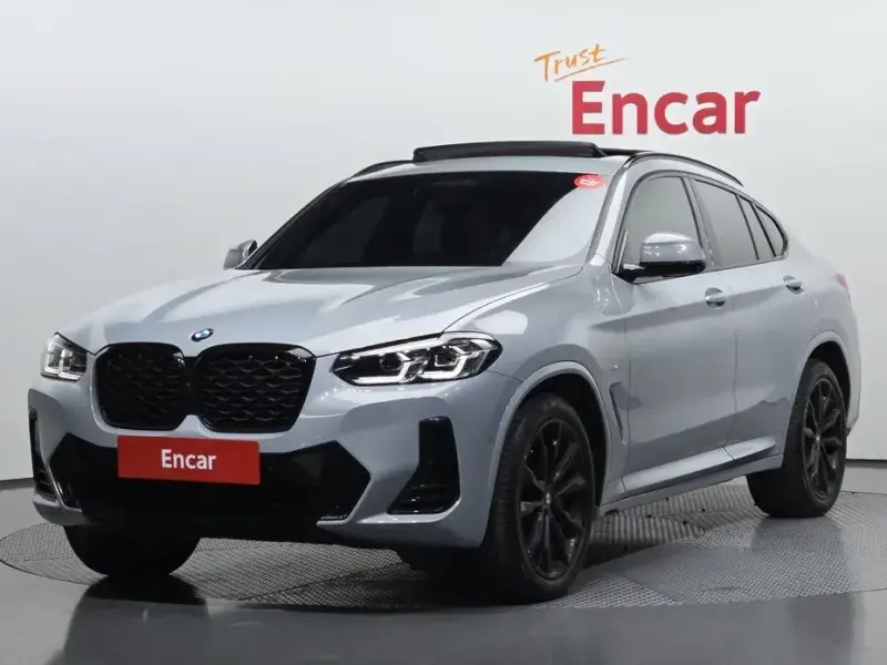 2025 BMW X4 с пробегом 13 870 км