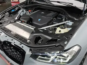2025 BMW X4 с пробегом 13 870 км