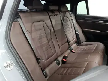 2025 BMW X4 с пробегом 13 870 км