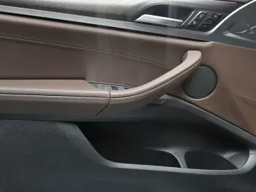 2024 BMW X4 с пробегом 32 627 км