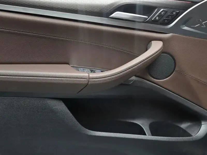 2024 BMW X4 с пробегом 32 627 км