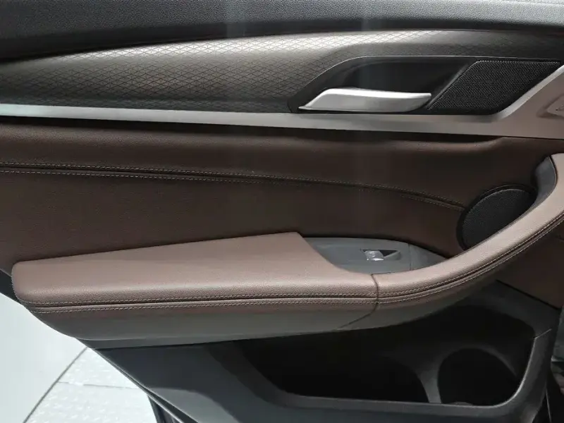 2024 BMW X4 с пробегом 32 627 км