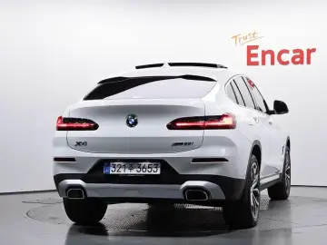 2025 BMW X4 с пробегом 4 830 км
