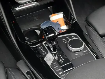 2025 BMW X4 с пробегом 4 830 км