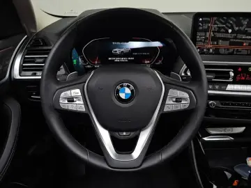 2025 BMW X4 с пробегом 4 830 км