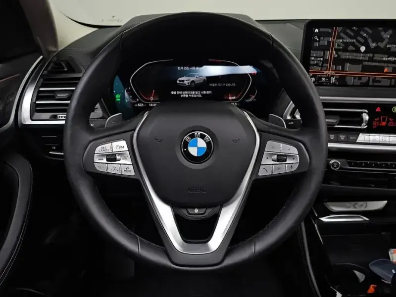 2025 BMW X4 с пробегом 4 830 км