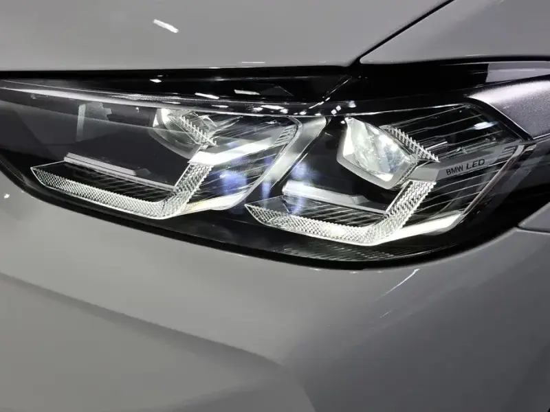 2025 BMW X4 с пробегом 4 830 км