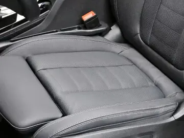 2025 BMW X4 с пробегом 4 830 км