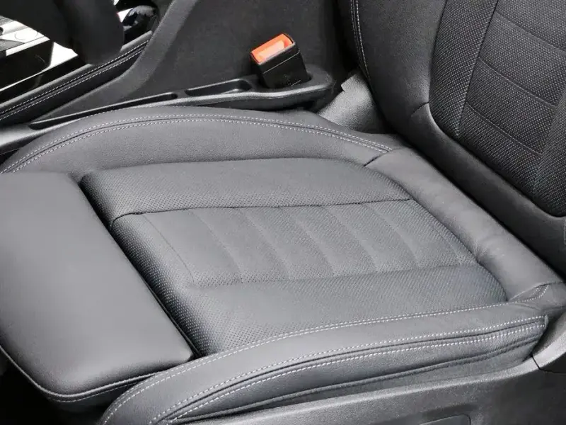 2025 BMW X4 с пробегом 4 830 км