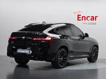 2025 BMW X4 с пробегом 7 803 км