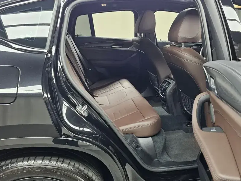 2025 BMW X4 с пробегом 7 803 км