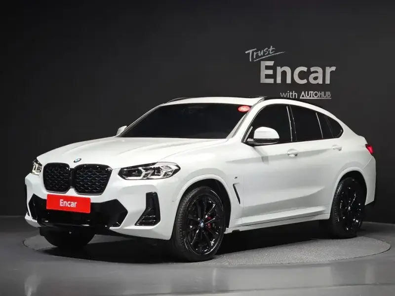 2025 BMW X4 с пробегом 19 055 км