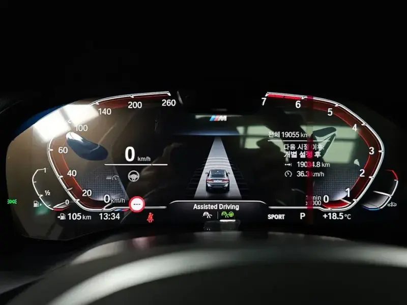 2025 BMW X4 с пробегом 19 055 км