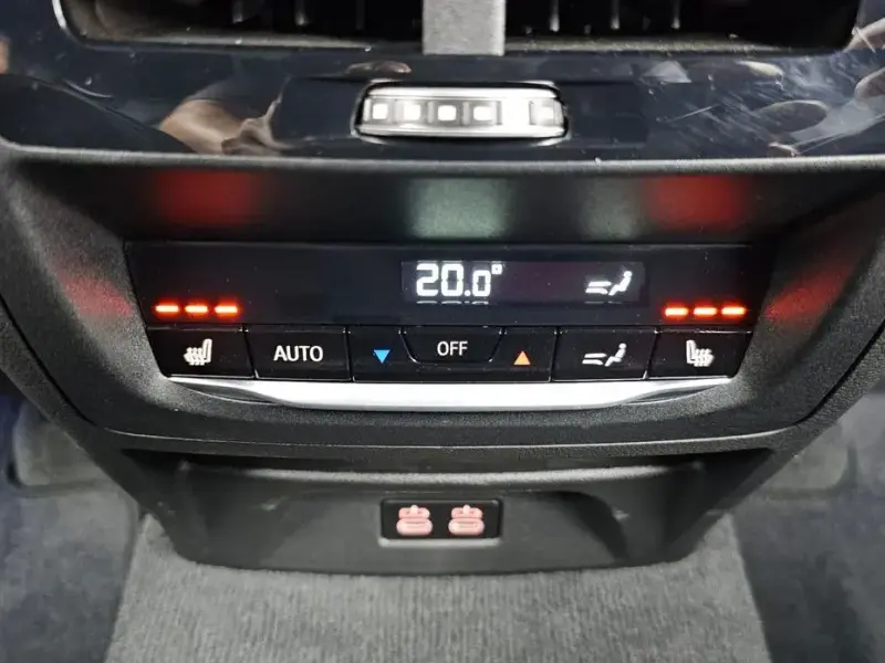 2025 BMW X4 с пробегом 19 055 км