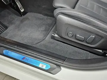 2025 BMW X4 с пробегом 19 055 км