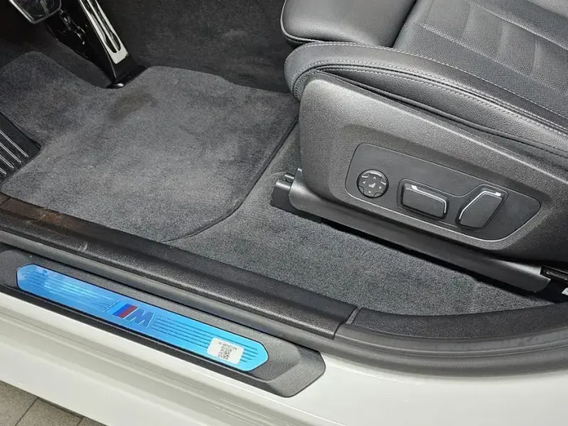 2025 BMW X4 с пробегом 19 055 км