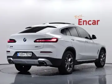 2023 BMW X4 с пробегом 38 302 км