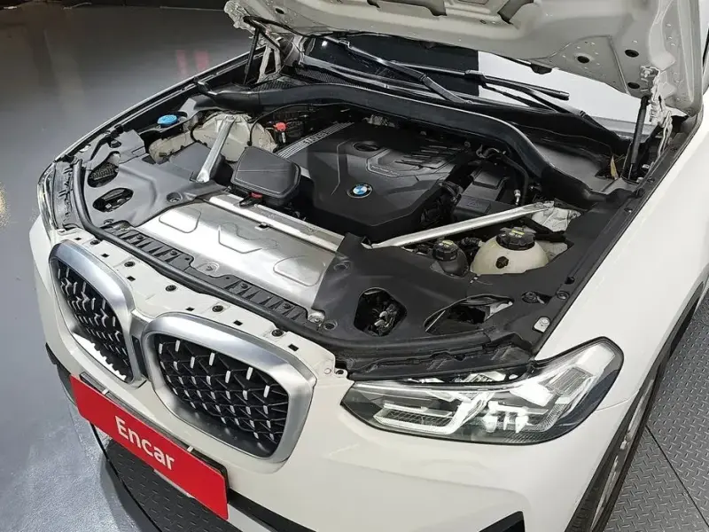 2023 BMW X4 с пробегом 38 302 км
