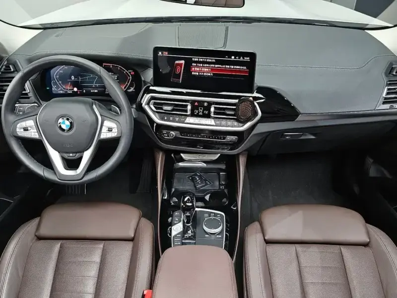 2023 BMW X4 с пробегом 38 302 км
