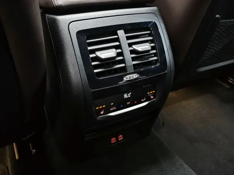 2023 BMW X4 с пробегом 38 302 км
