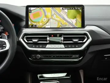 2025 BMW X4 с пробегом 27 336 км
